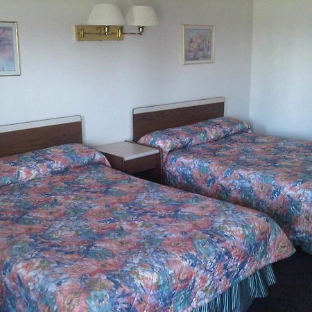 Embassy Motel Kingston Zewnętrze zdjęcie